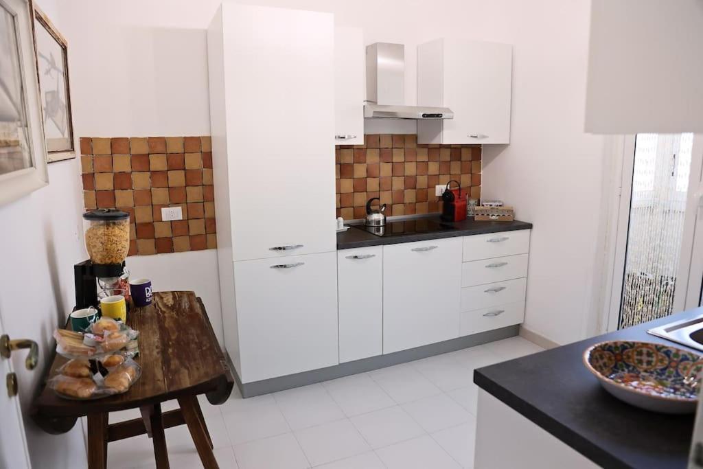 Apartamento La Casa Del Maggiore, Tra Mare E Centro *