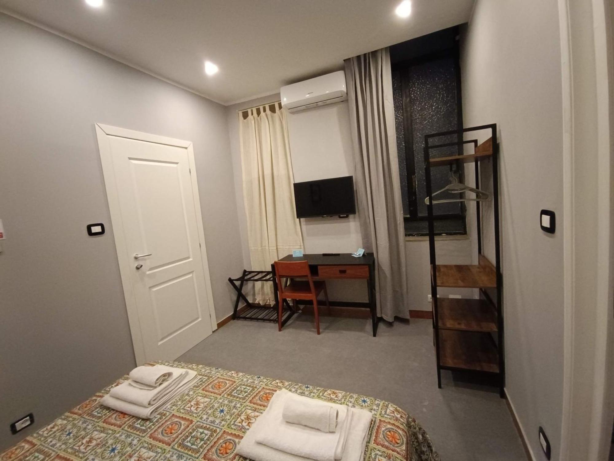 Bed & Breakfast Il Genio Del Porto - Mabbonath 2*