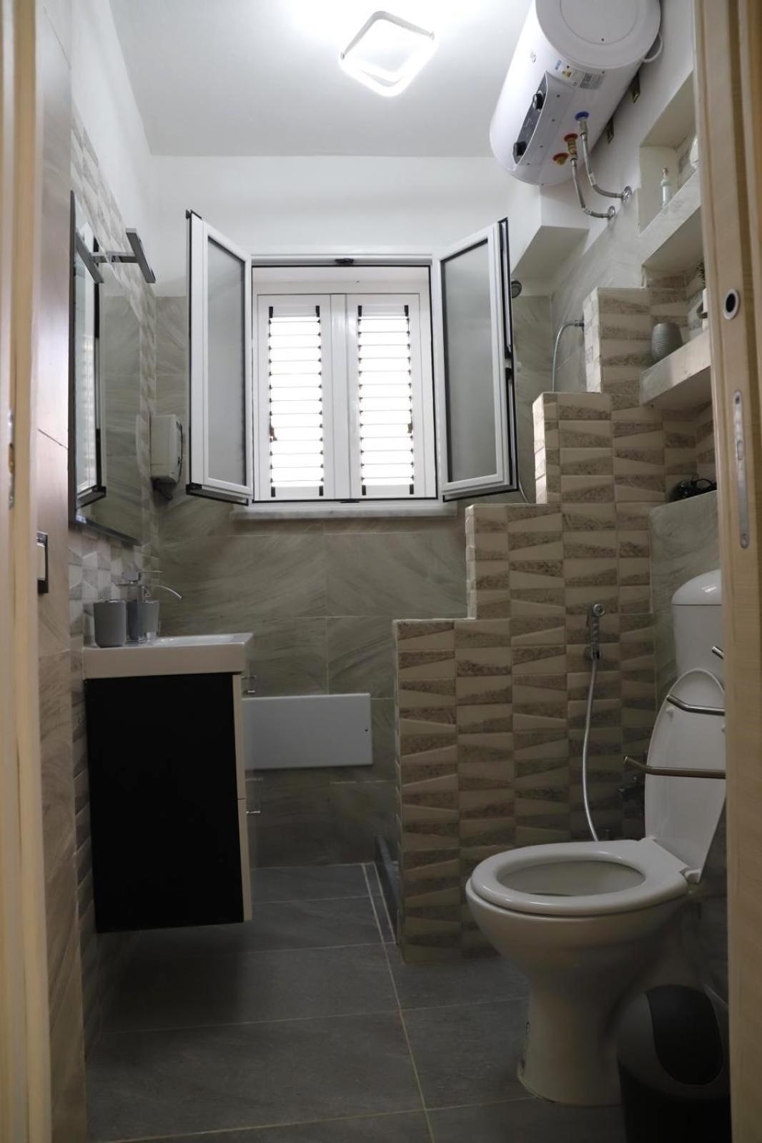 Lo Scarrozzo Apartment