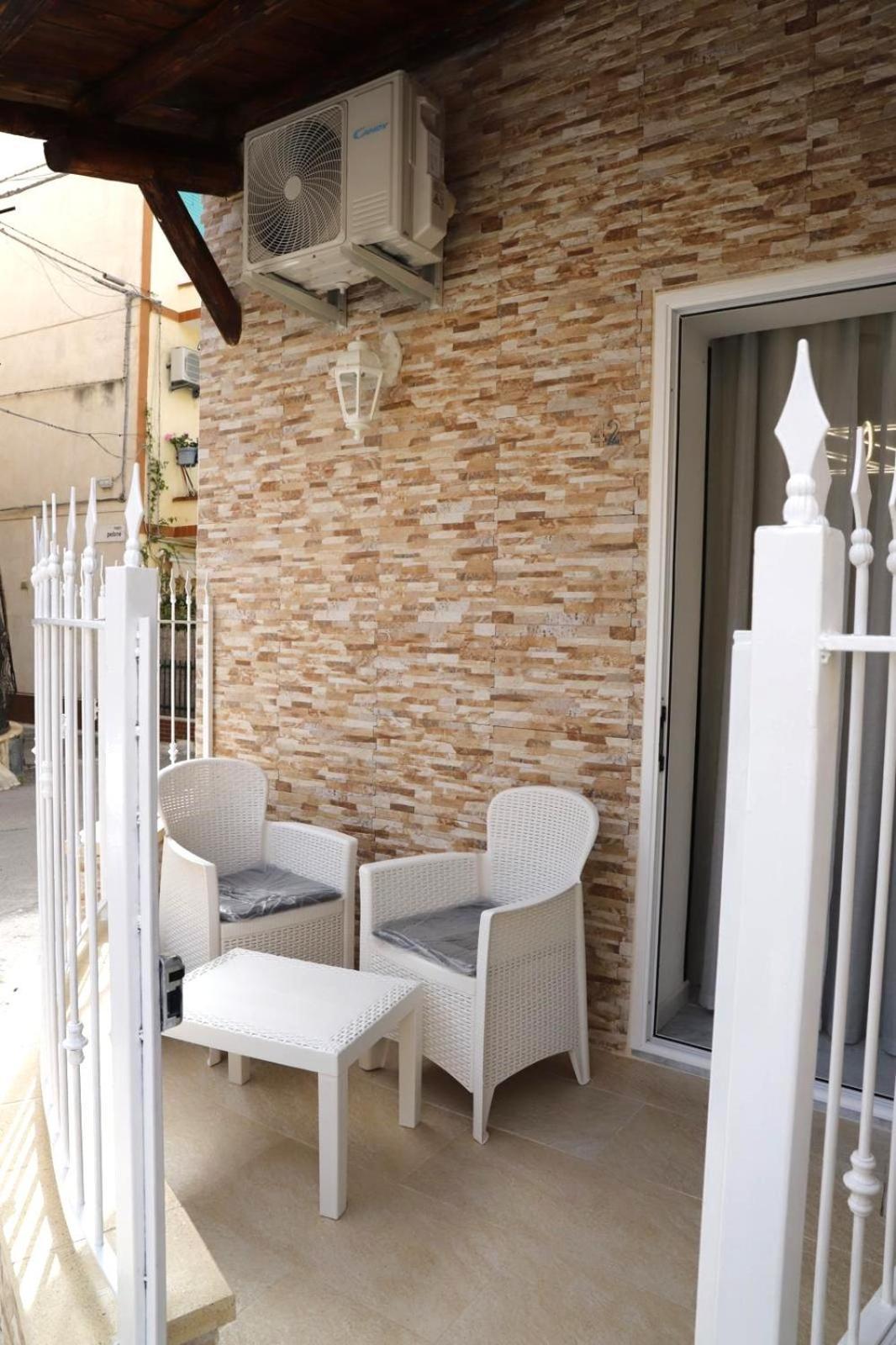 Apartment Lo Scarrozzo *