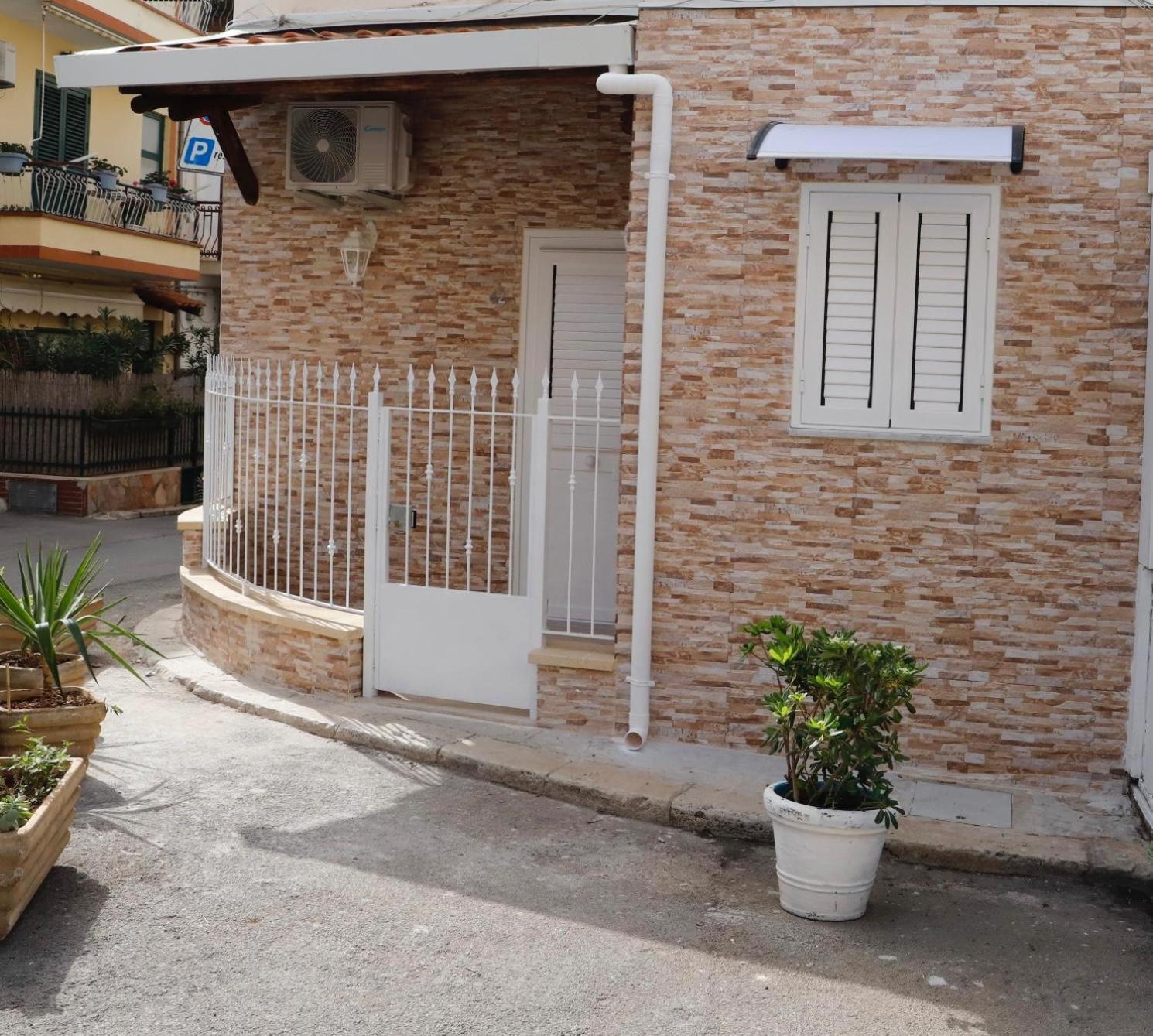 Lo Scarrozzo Apartment Palermo