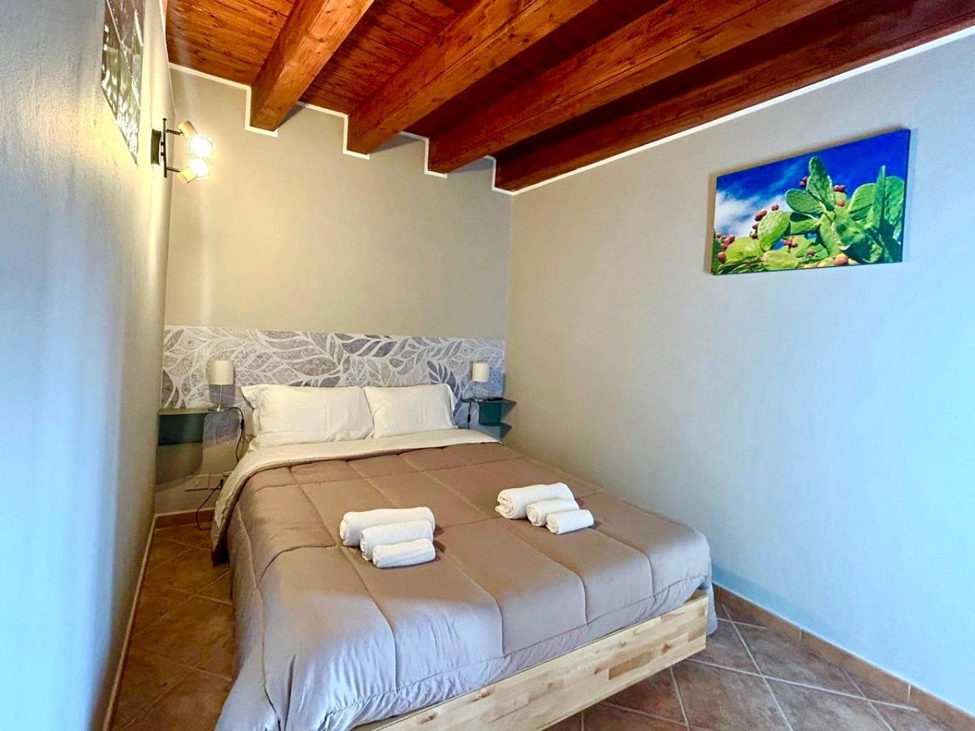 Triscele House - Corrieri Palermo