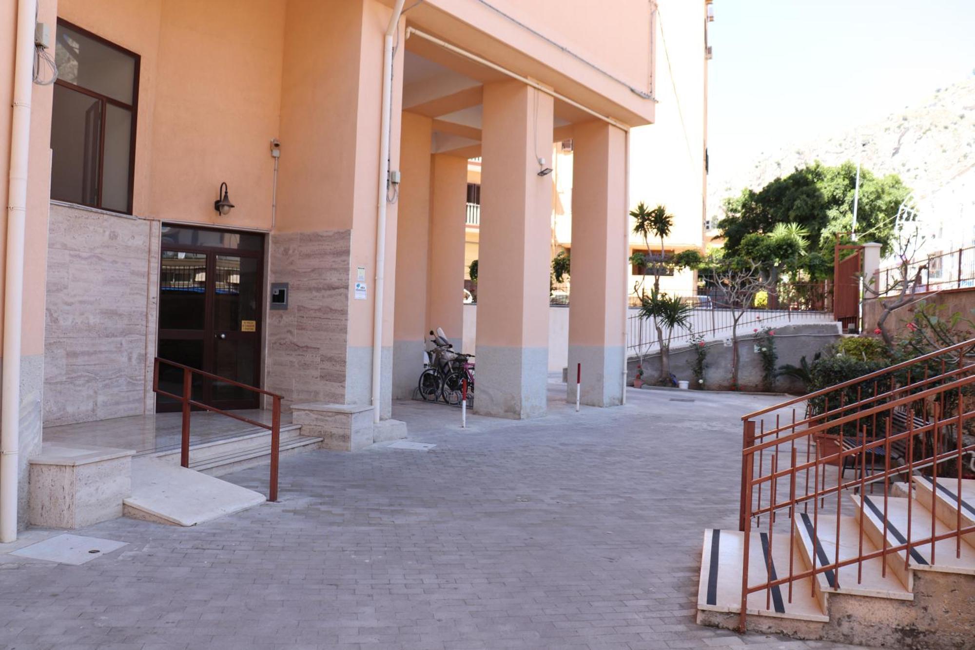 Apartment Rineddahouse Arenella - Vista Mare Panoramica A Con Parcheggio Privato Palermo