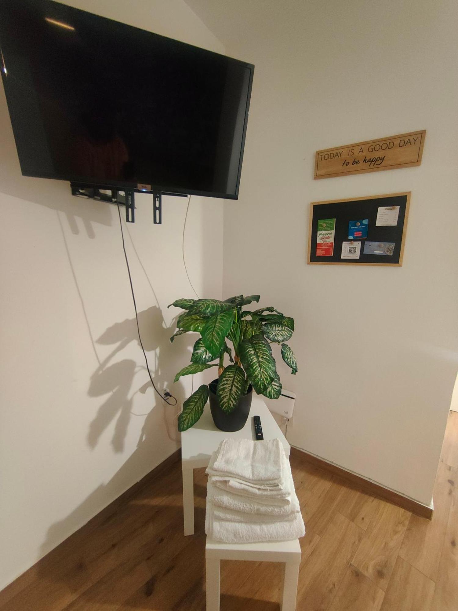 Casa Del Giglio - City Center Apartment Palermo