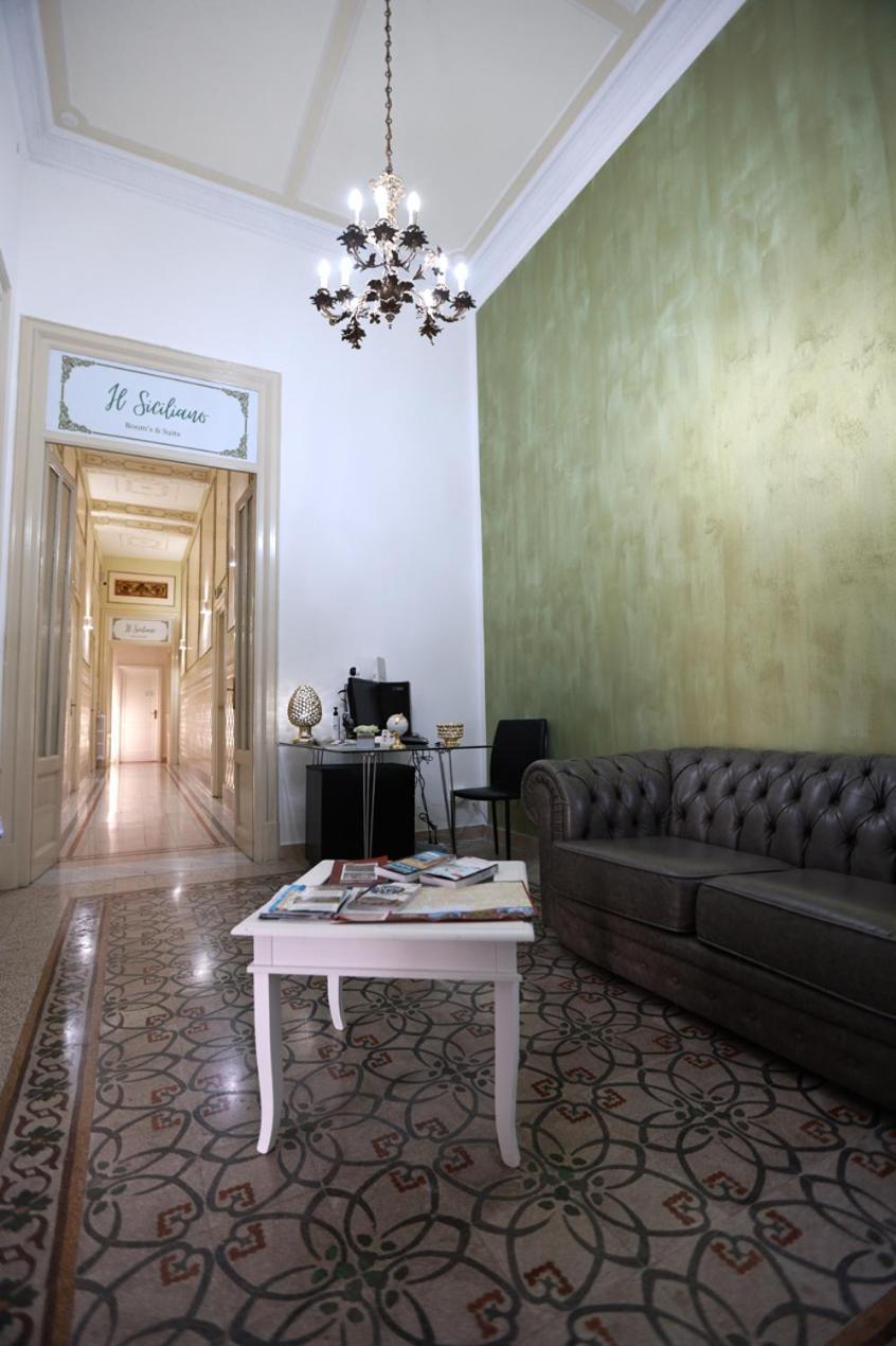 Guest house Il Siciliano Room's & *