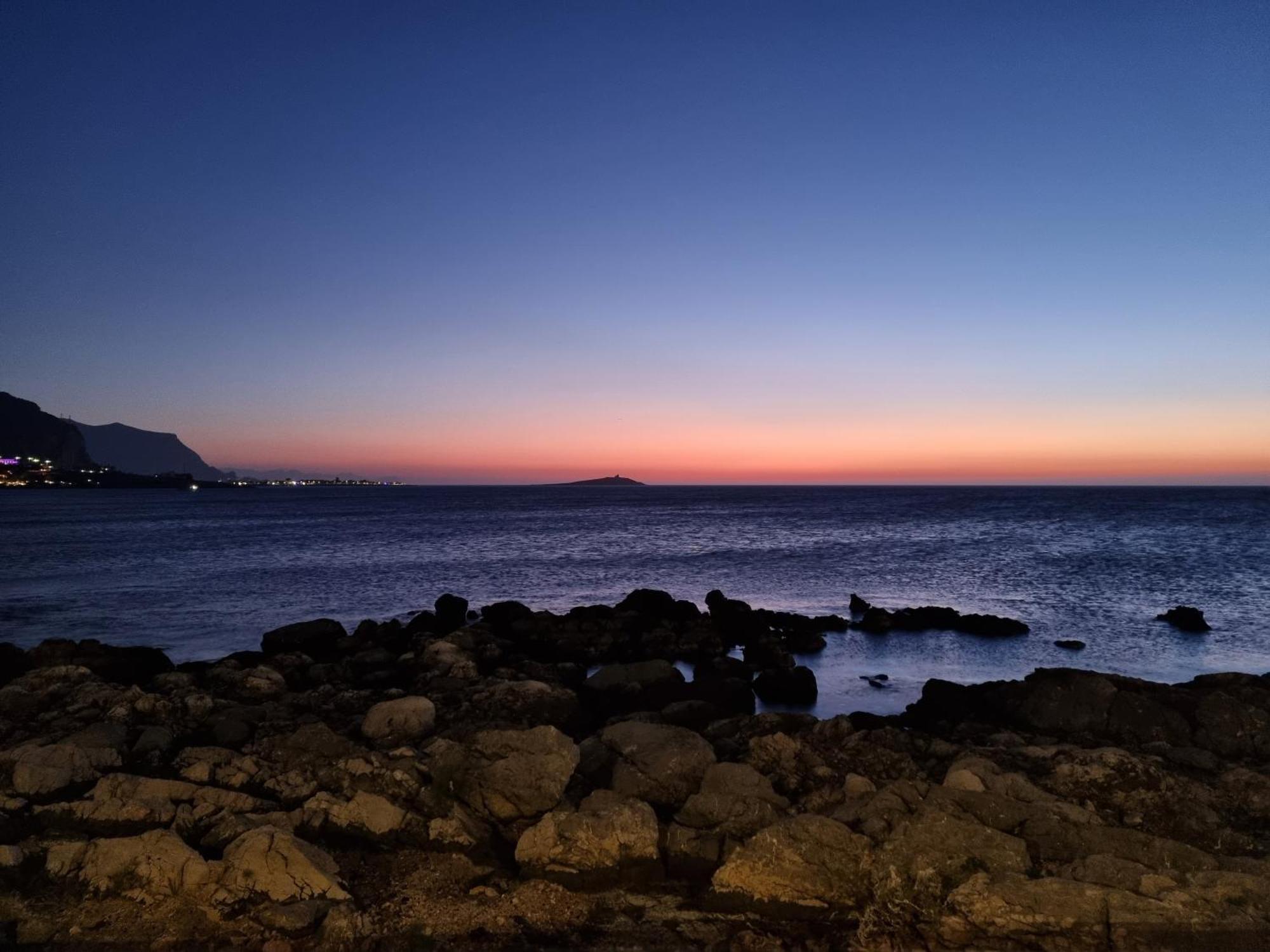 Lovely In Palermo-sferracavallo