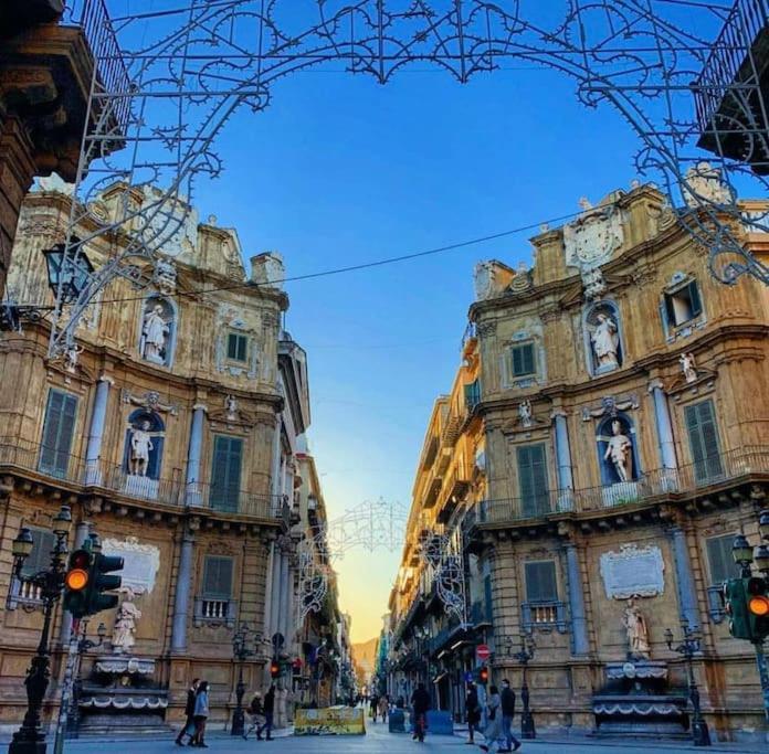 145 Maqueda * Palermo