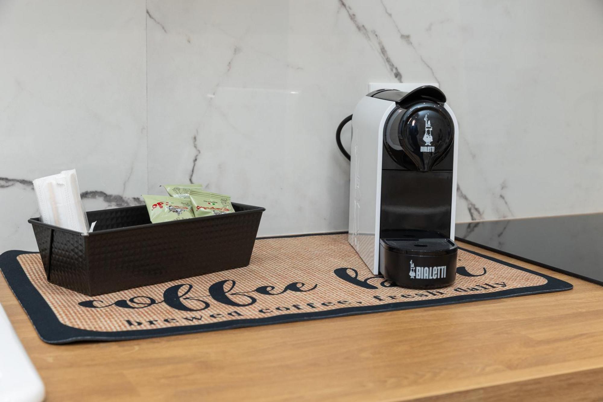 Ludo House - Charming Con Patio A Due Passi Dalla Cattedrale Palermo