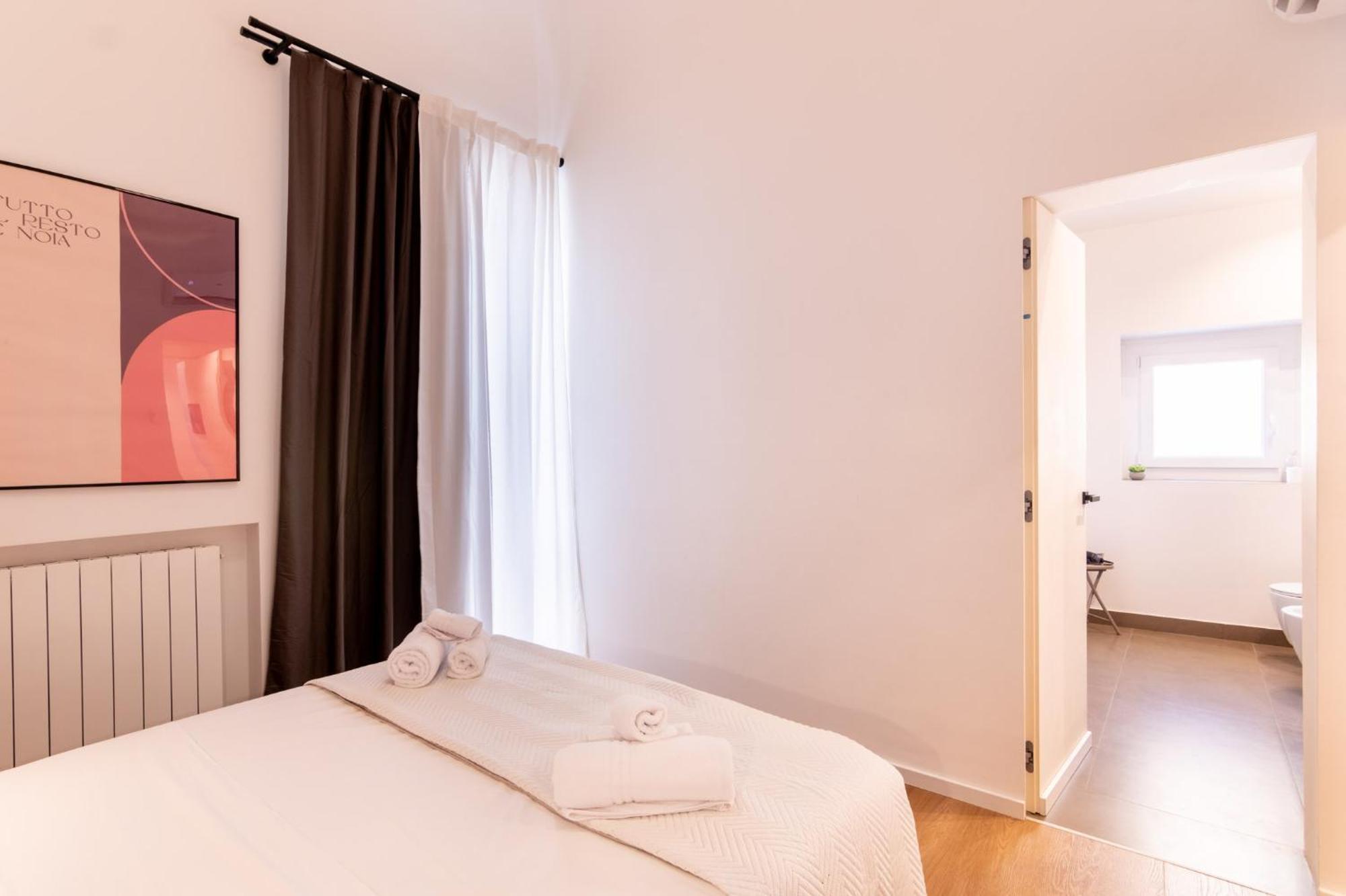 La Dimora Dell'artista - Centro Storico Di Apartment