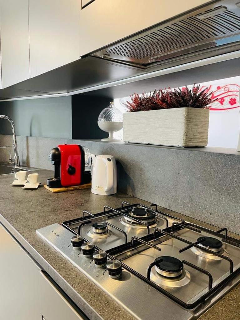 Alessi Design Tra Centro E Mare