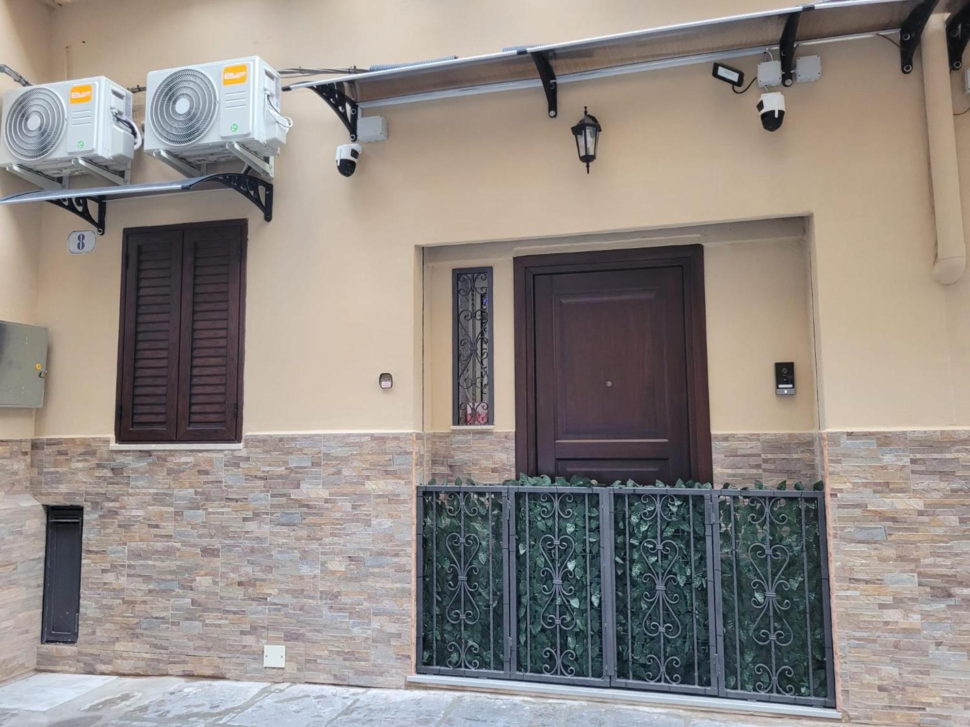 Sweet Maqueda Apartment Palermo