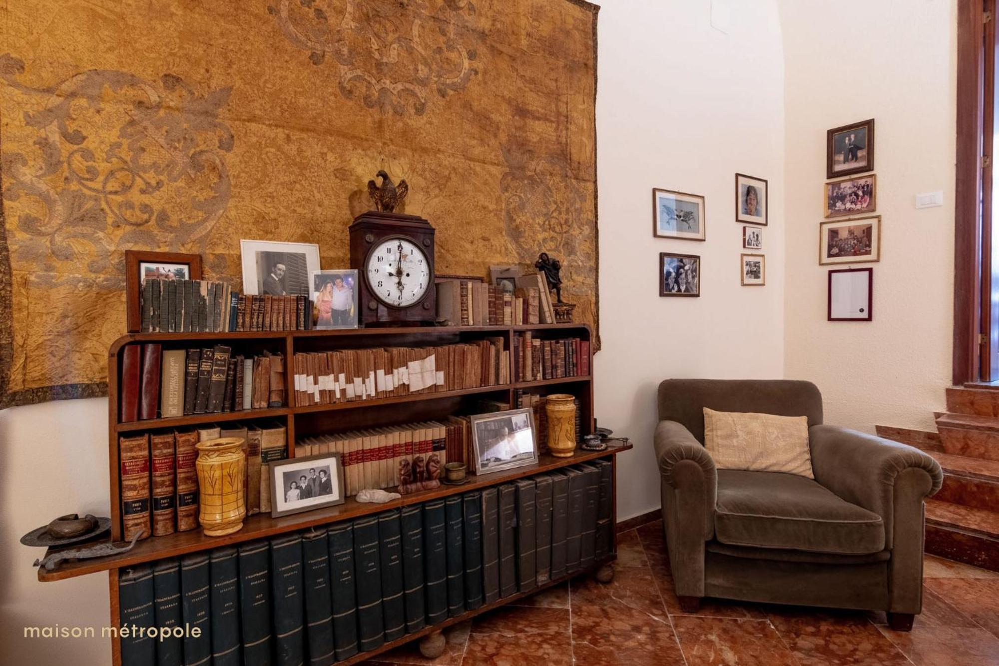Guest house Center