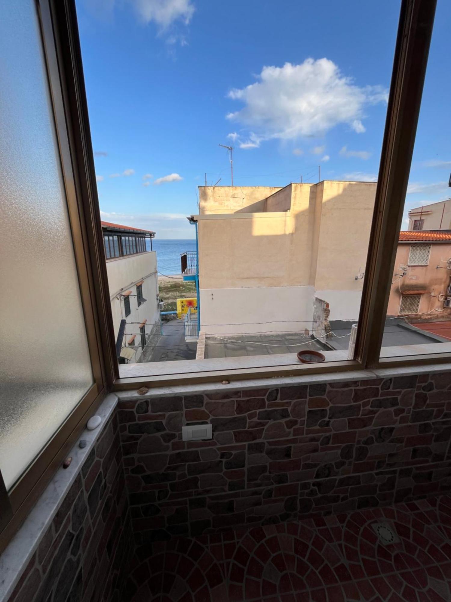 Frontemare12 * Palermo
