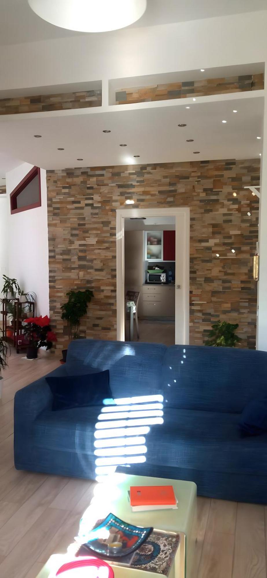 Fb House