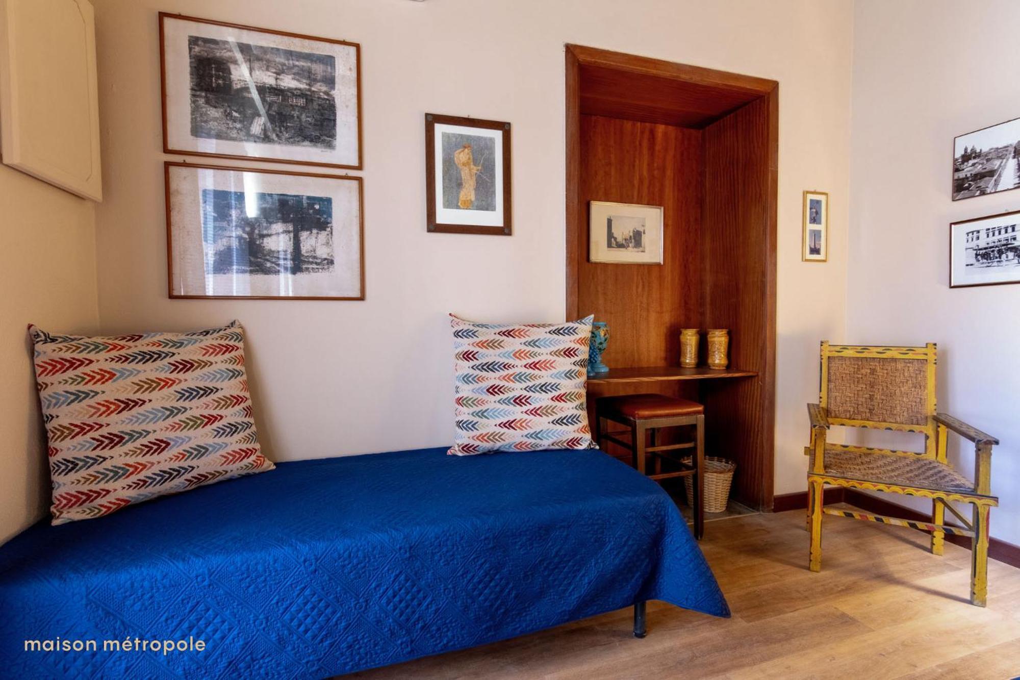 Center Guest house *