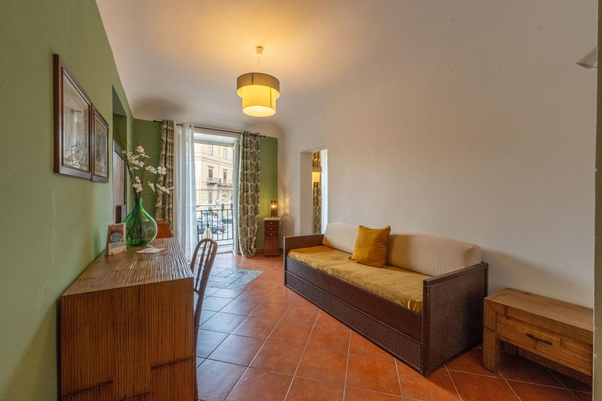 Guest house Kalamarina