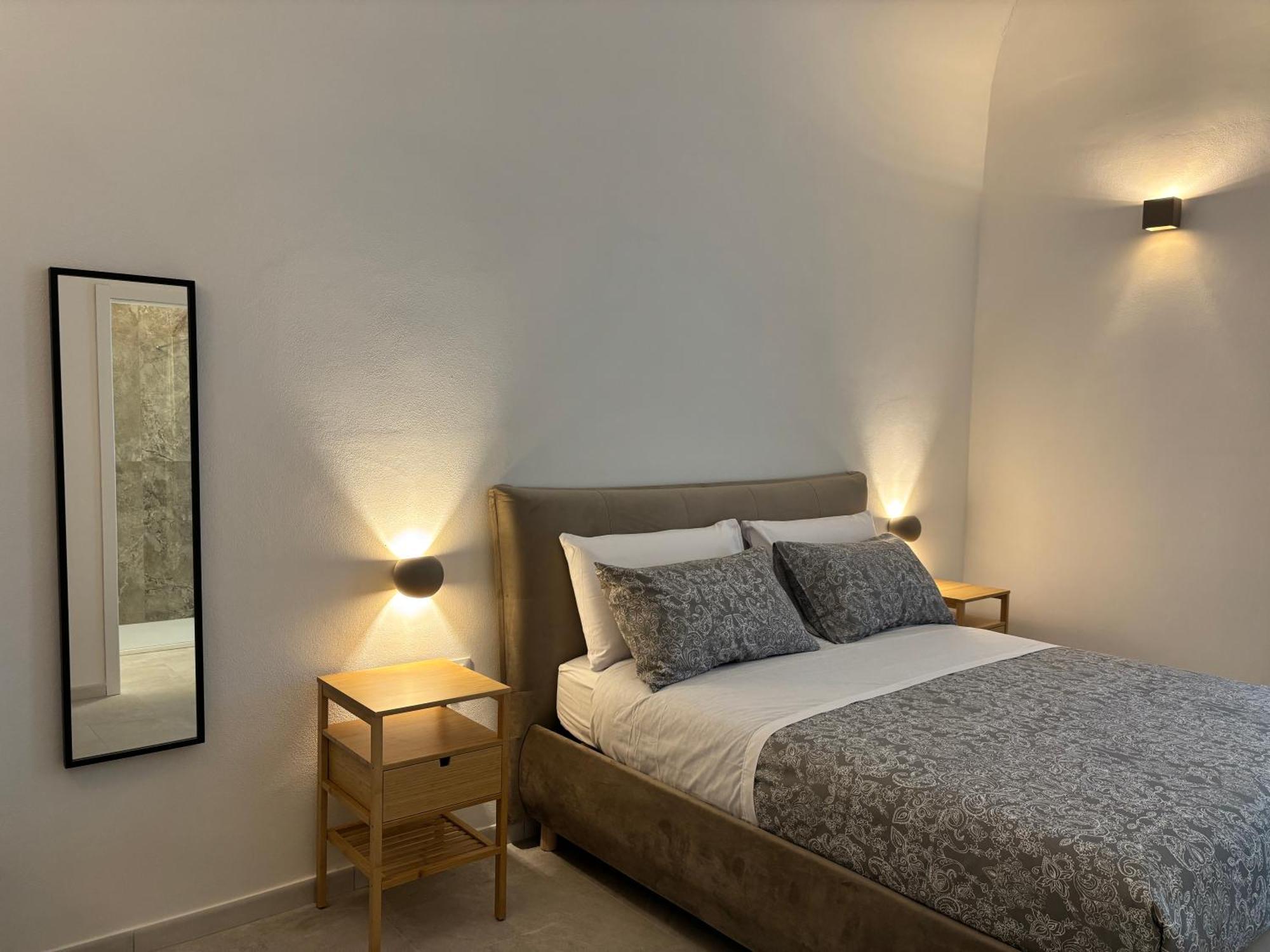 Homestay Historic Balcony & On Via Maqueda Palermo