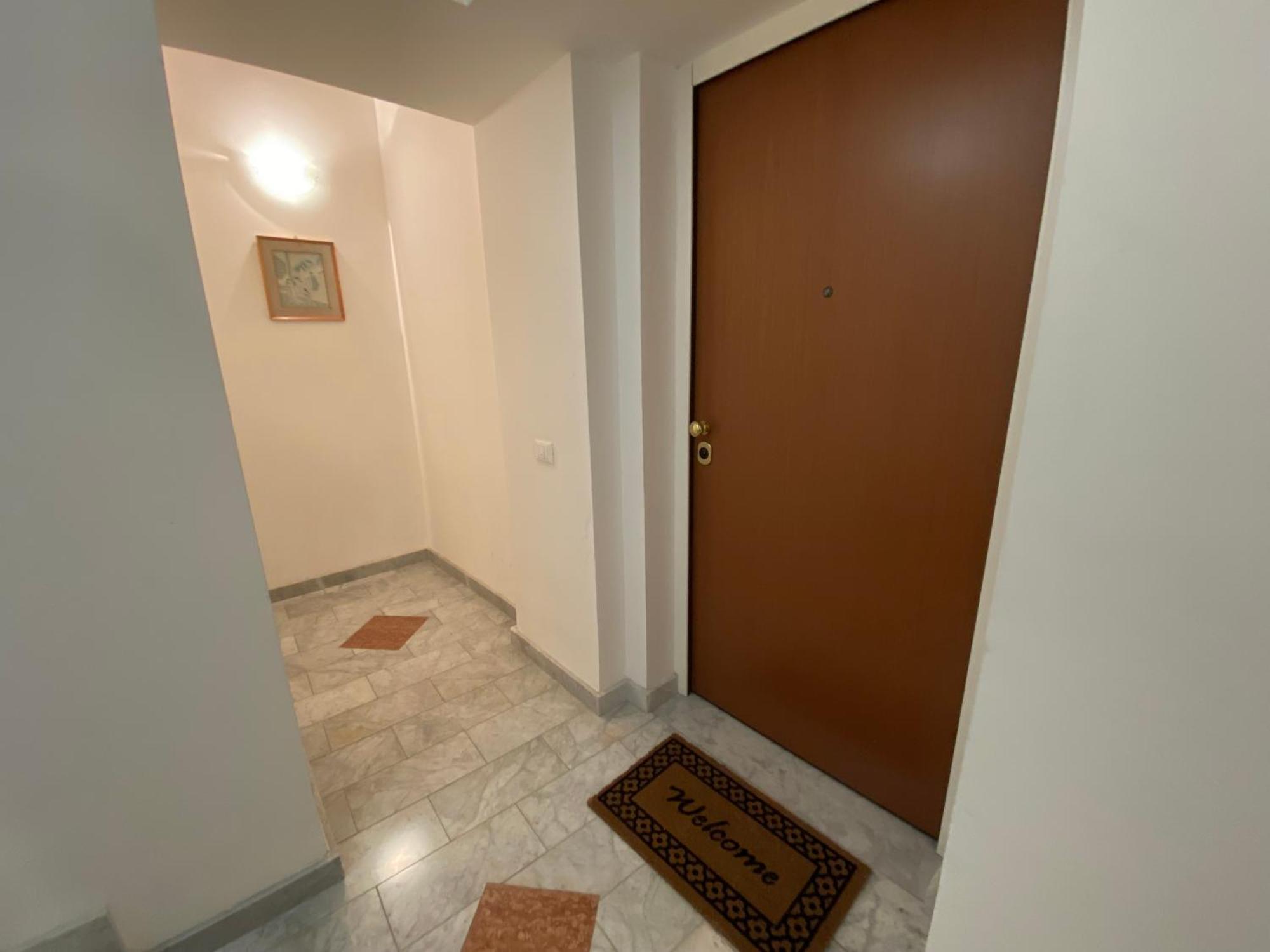 Apartment White House Theater Massimo Palermo