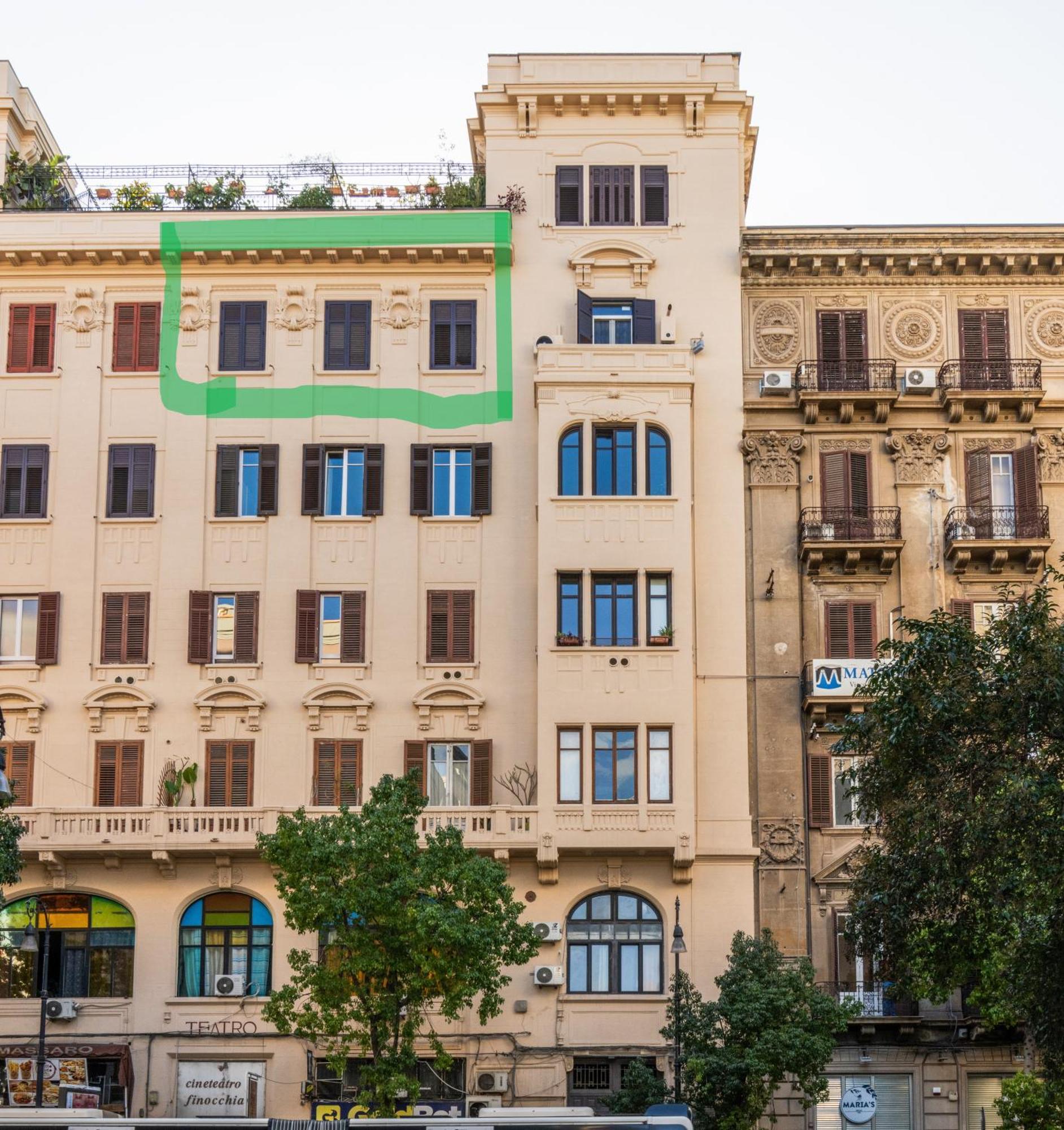 Ai Quattro Canti Di Citta Palermo