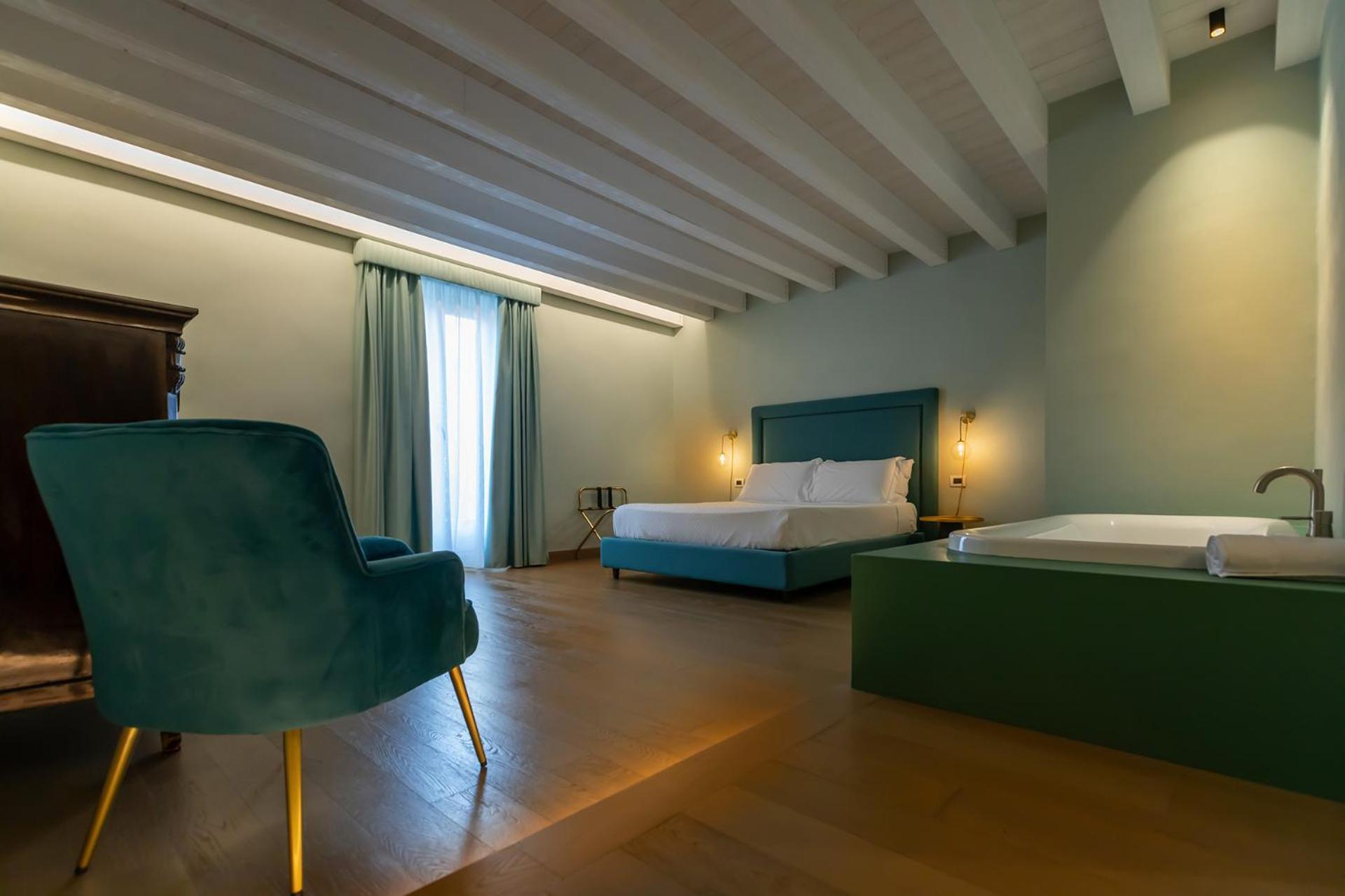 Palazzo De Gregorio - *