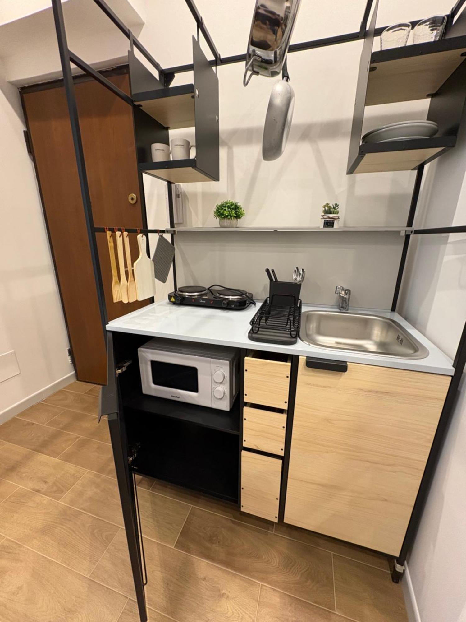 Lambert's House Apartment