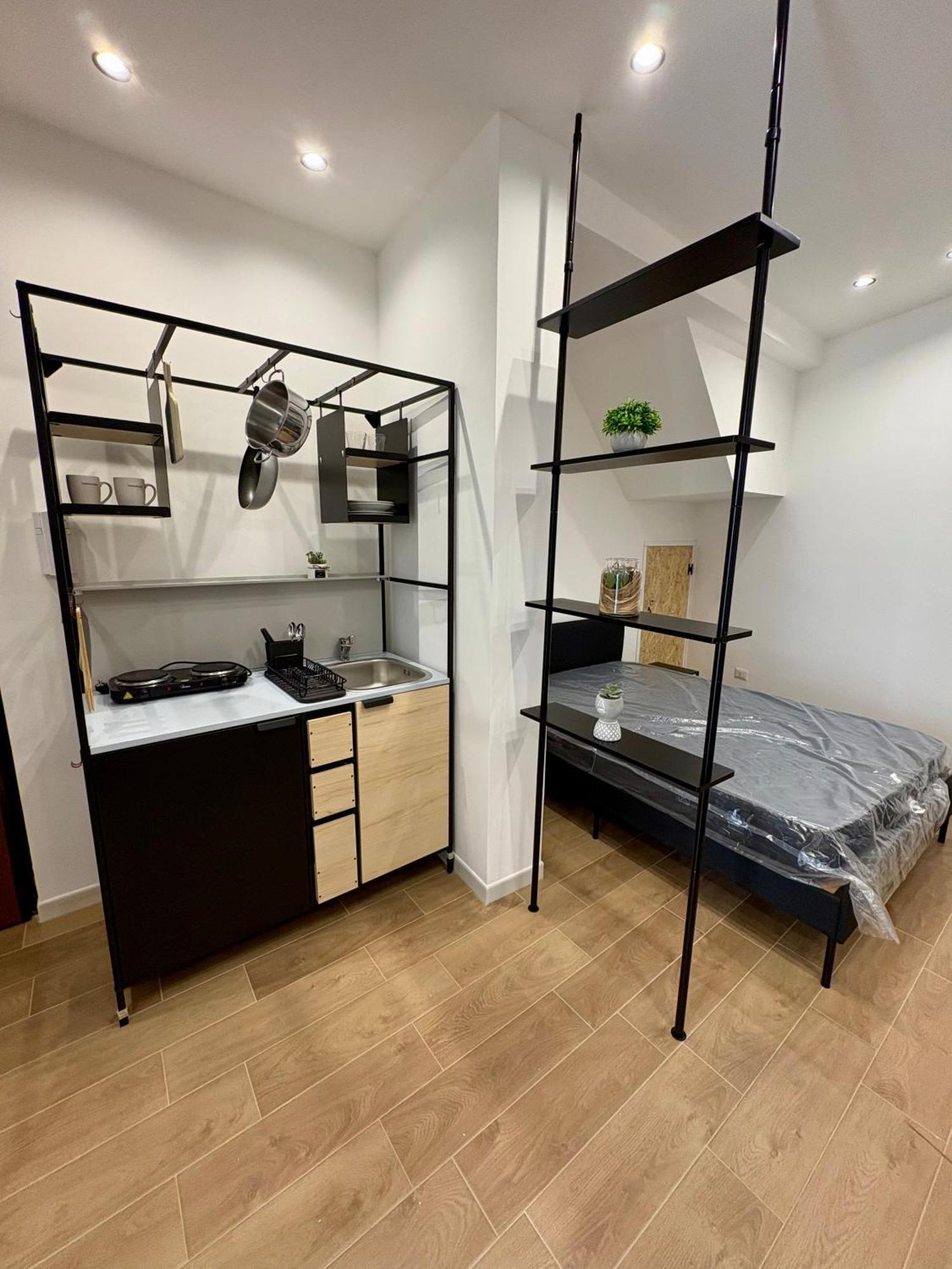 Lambert's House Apartment *