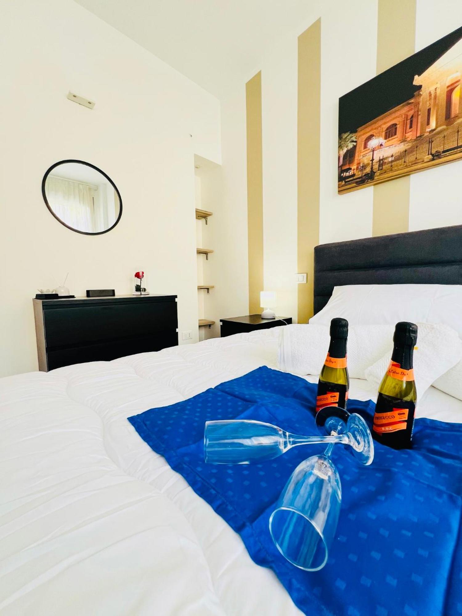 Apartment Michi House In Centro A Palermo