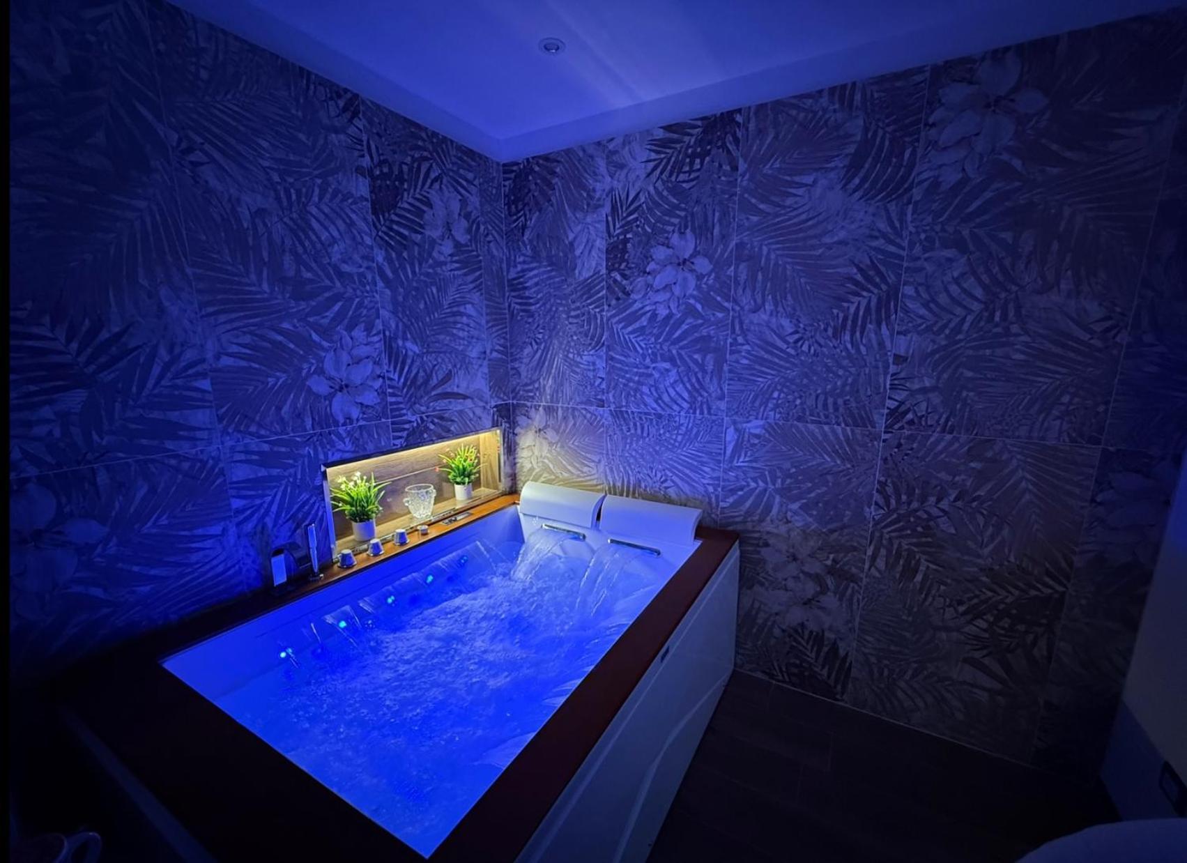 Apartment Dimora Palagonia - & - *