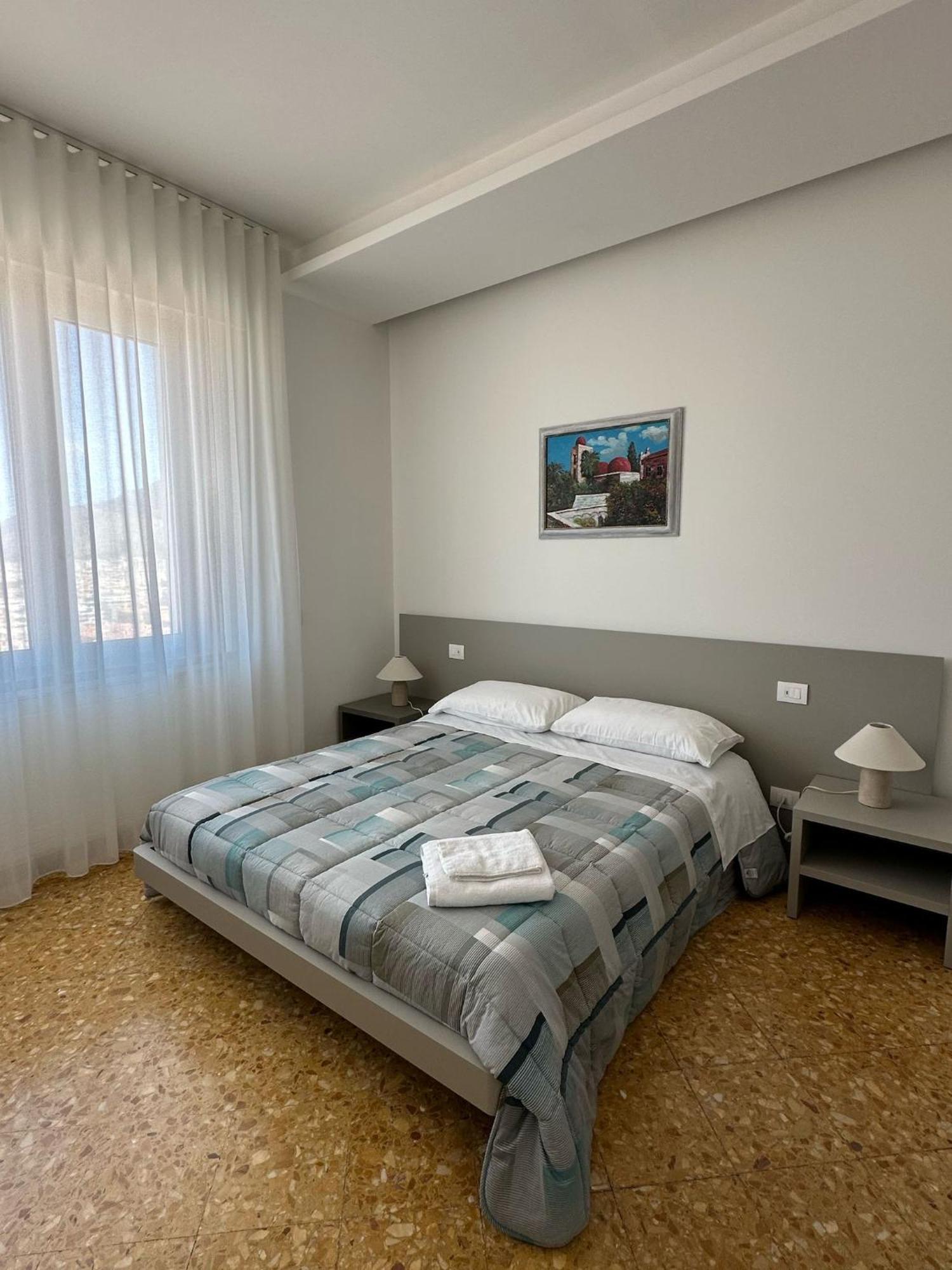 Clar -grattacielo Apartment