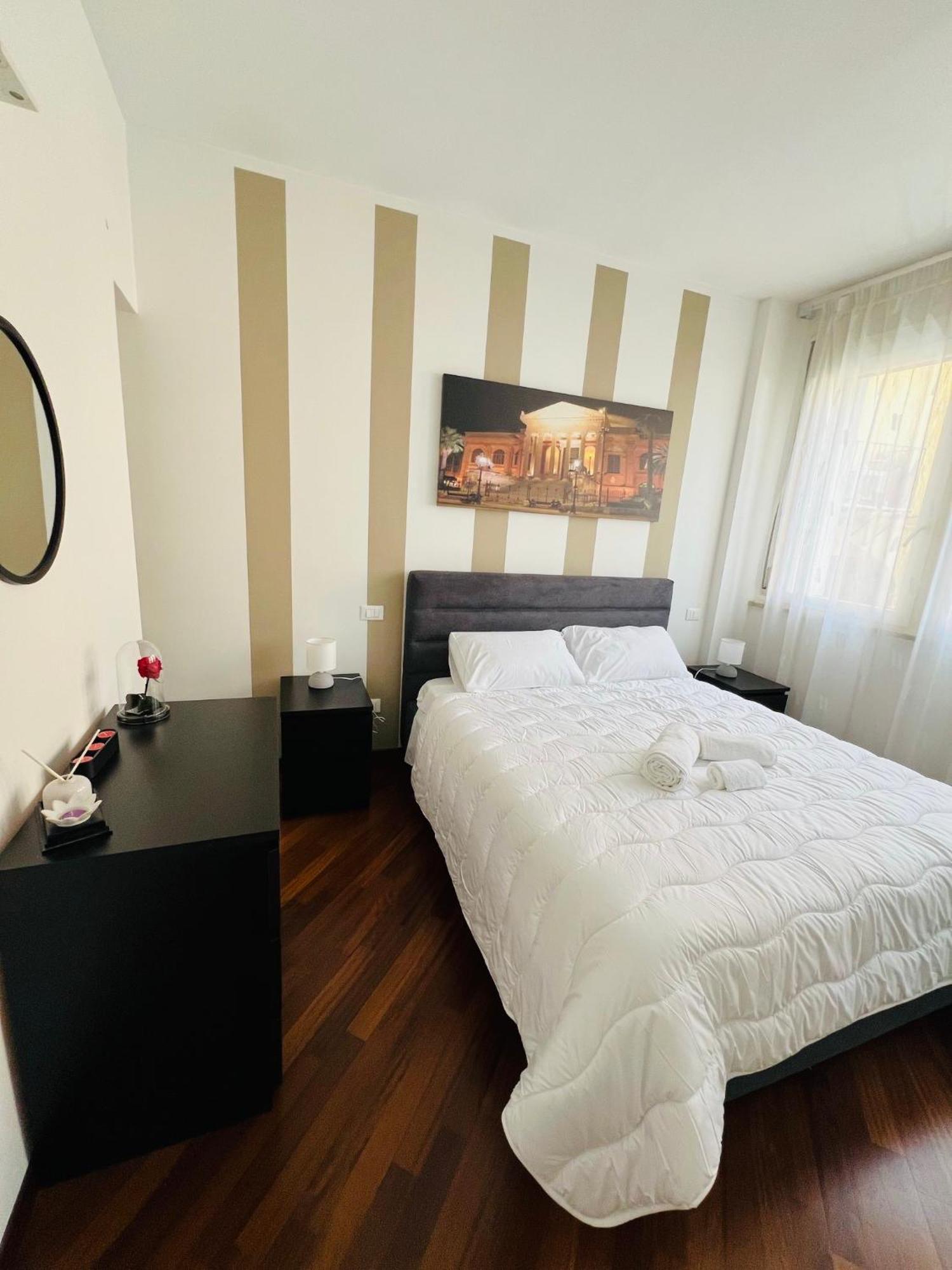 Michi House In Centro A Apartment Palermo