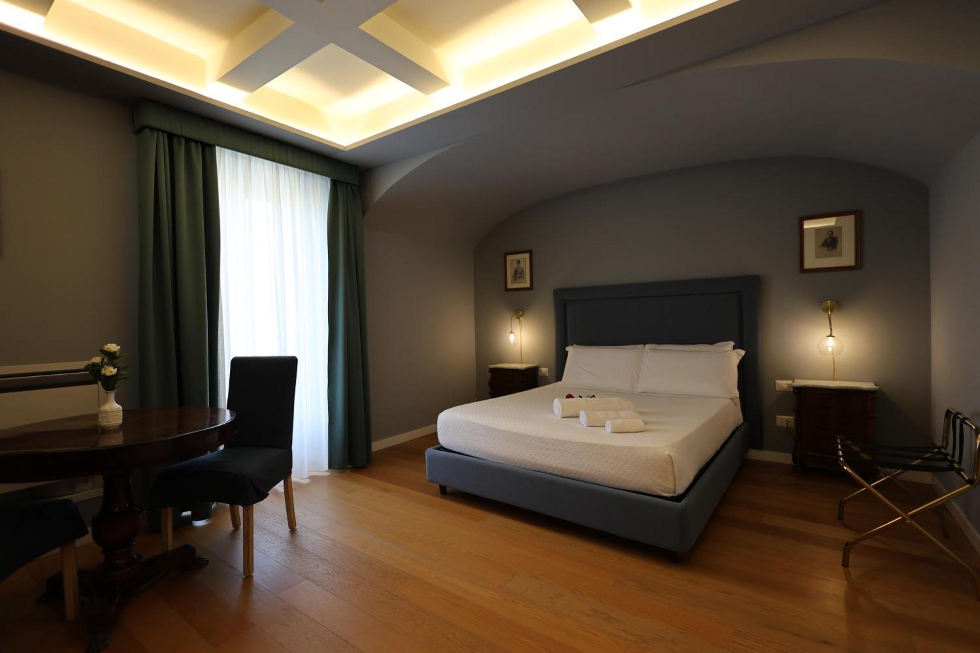 Apartment Palazzo De Gregorio - *