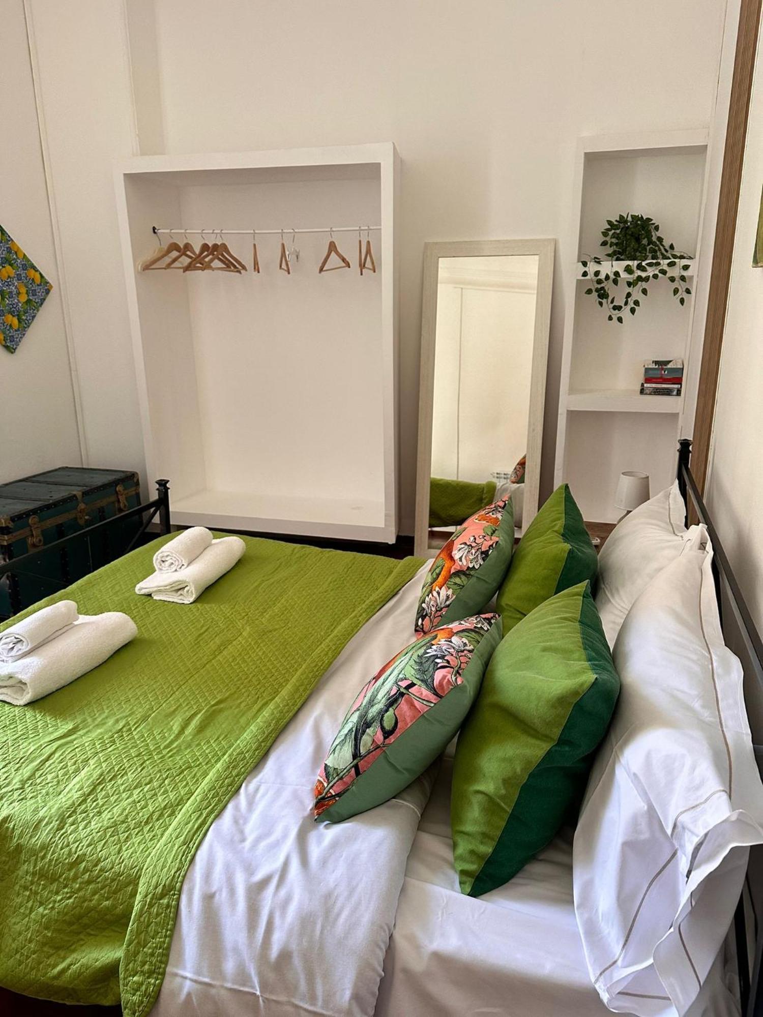Hostel Arararooms *