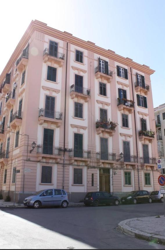 Dimora Magione Apartment Palermo