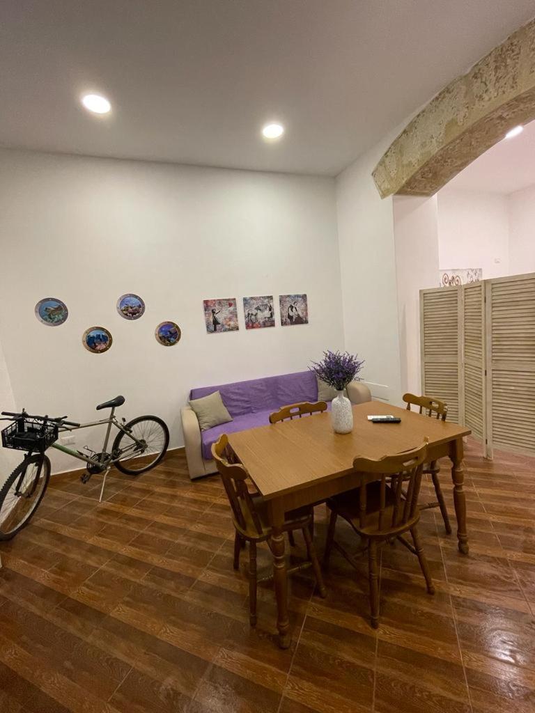 Apartment Violet House *