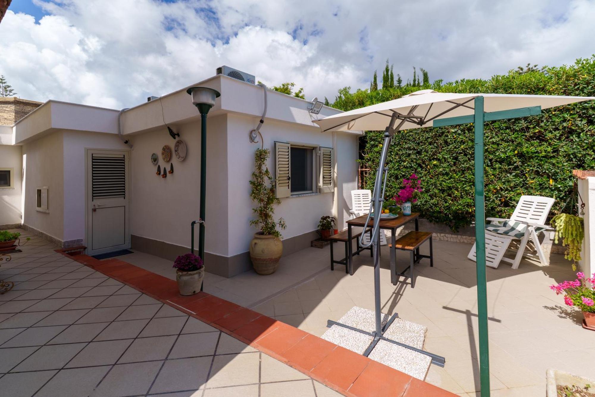 Rosa Mondello Casa vacanze