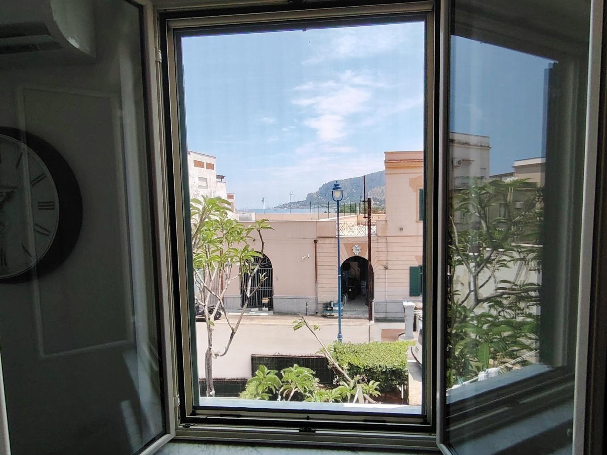 La Terrazza Del Sole Di Mondello