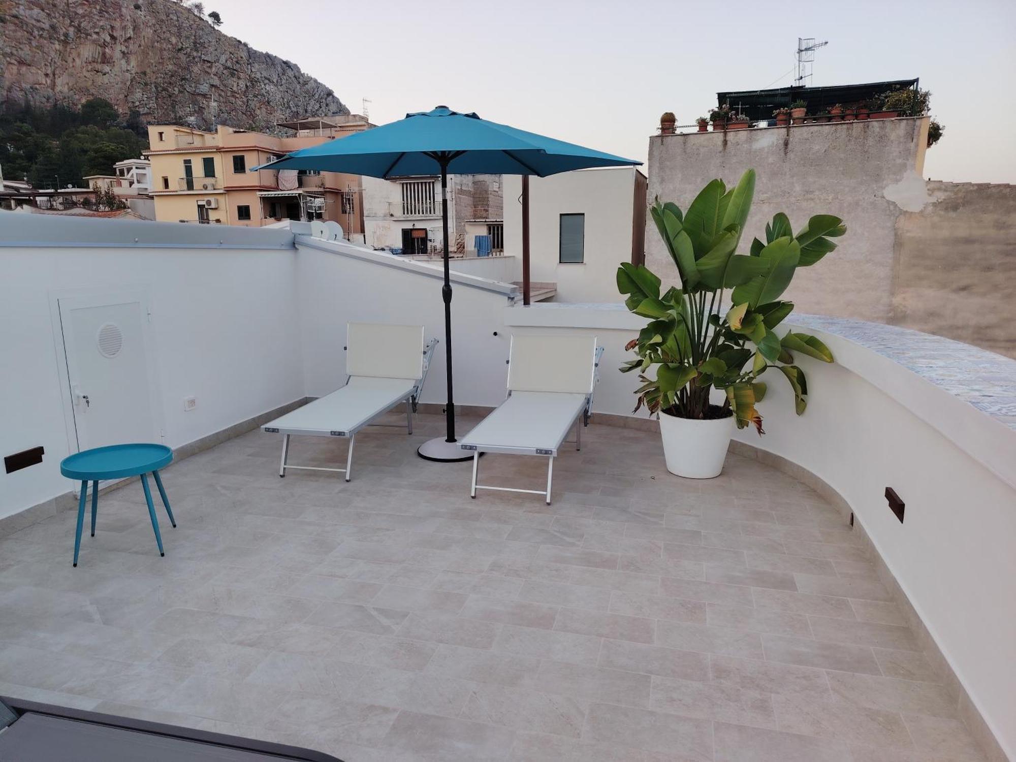La Terrazza Del Sole Di Mondello Privatunterkunft *