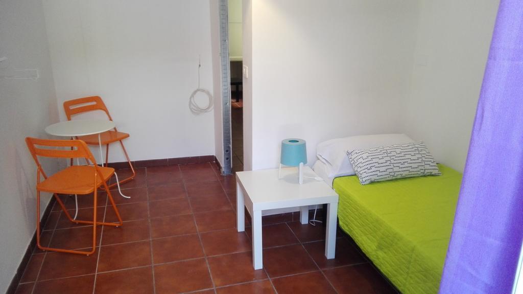 Le Sedie Volanti Hostel *