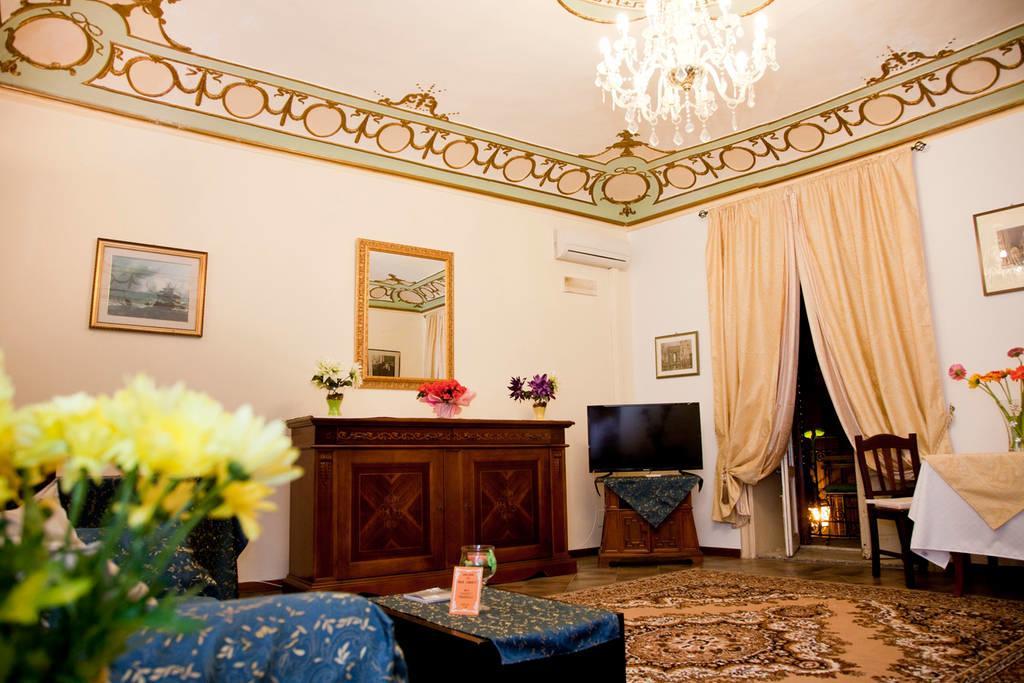 Locami Piazzetta Messinese Bed & Breakfast Palermo