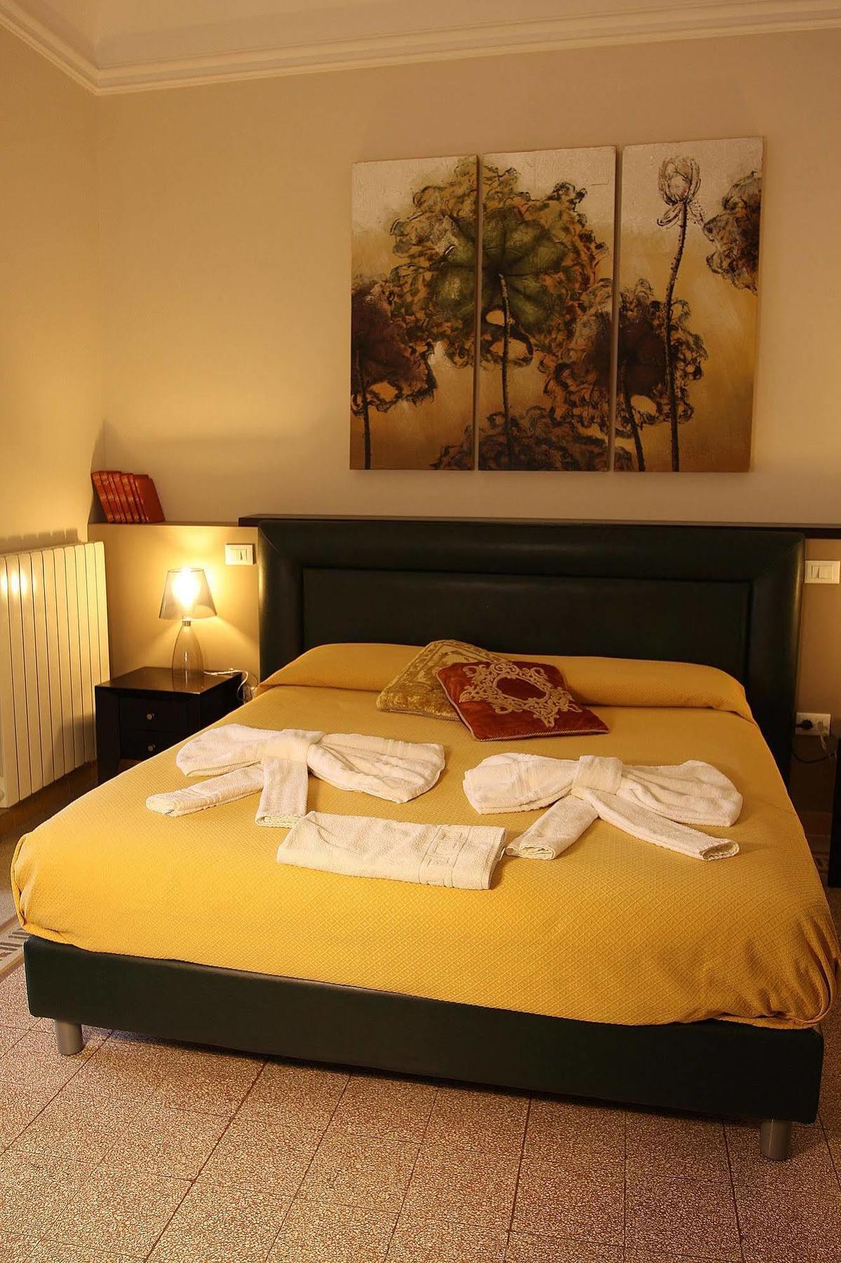Abatellis Luxury Guest house 3*