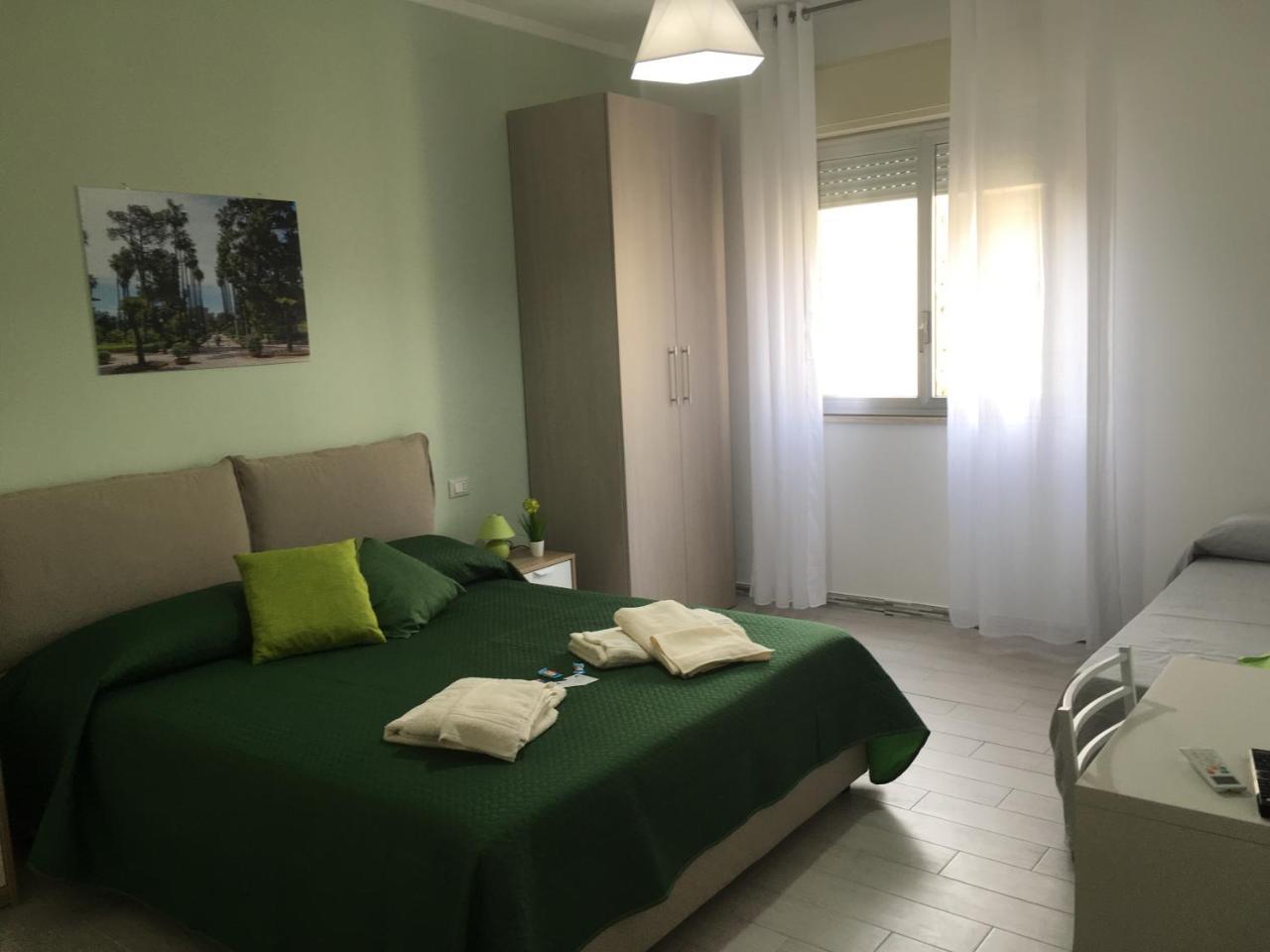Acomodação com café da manhã  D'orleans Palermo