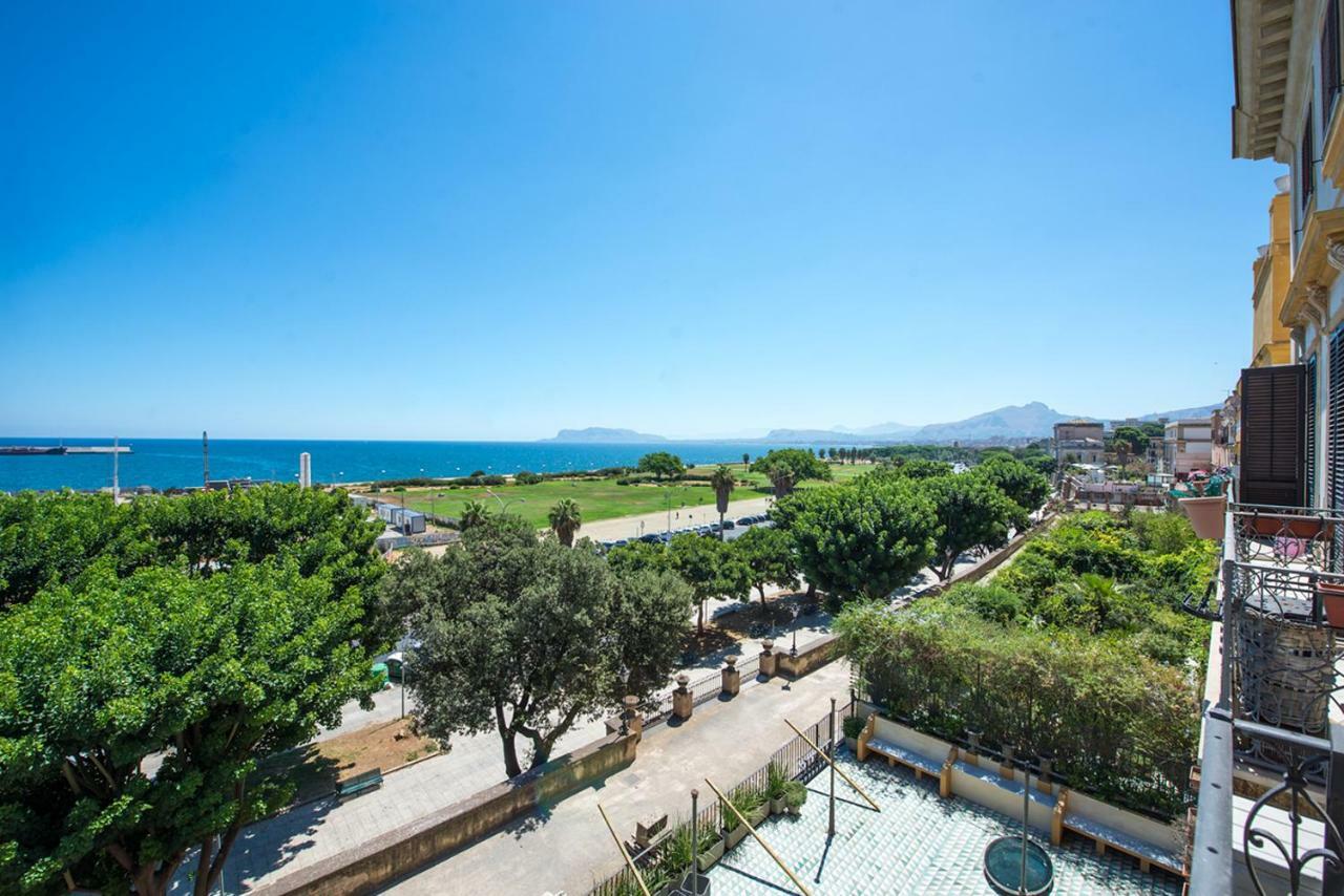 Apartment Amazing Sea View In Historic Building In Downtown By Wonderful Italy