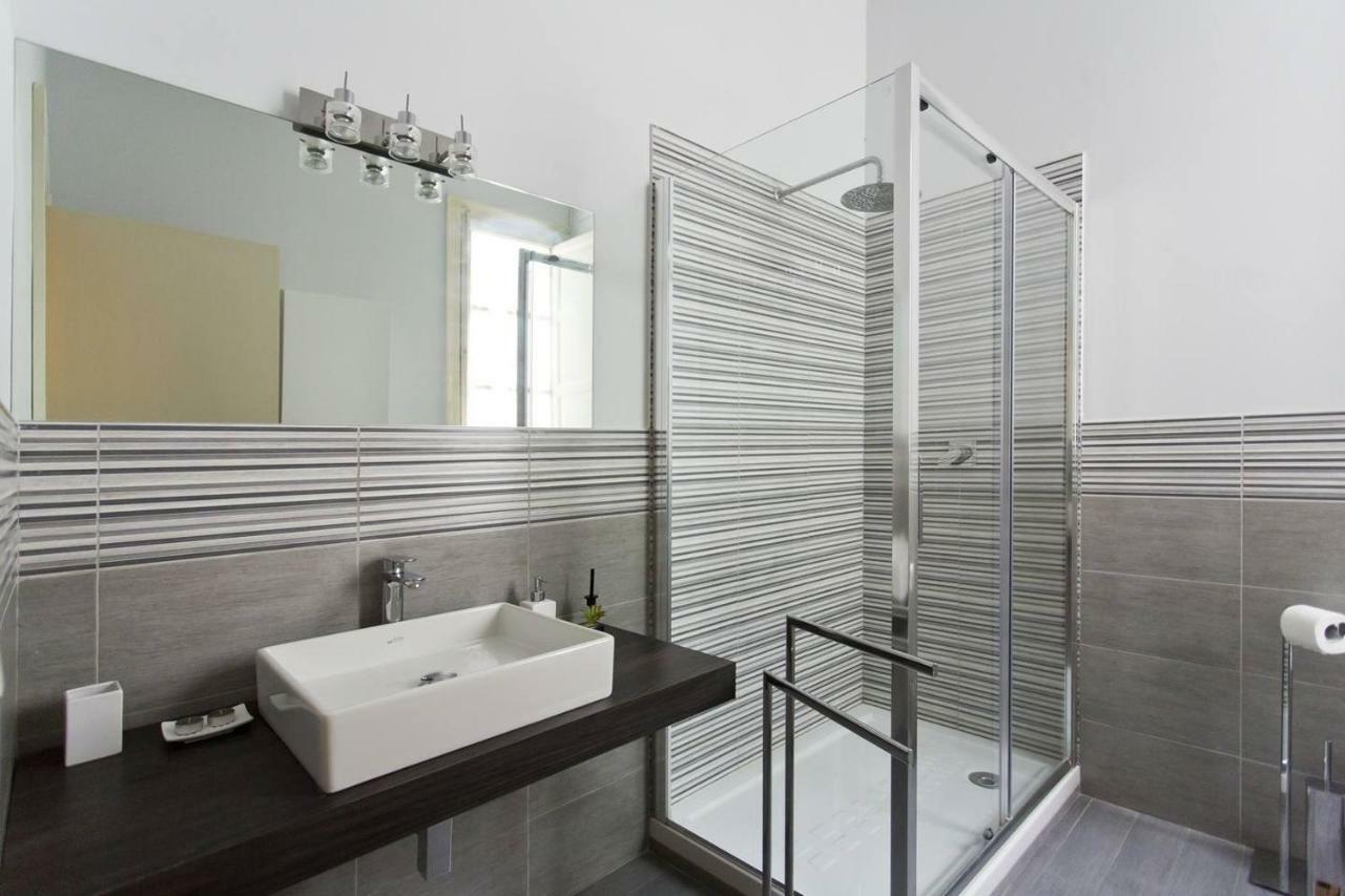 Bilocale In Centro Apartment *
