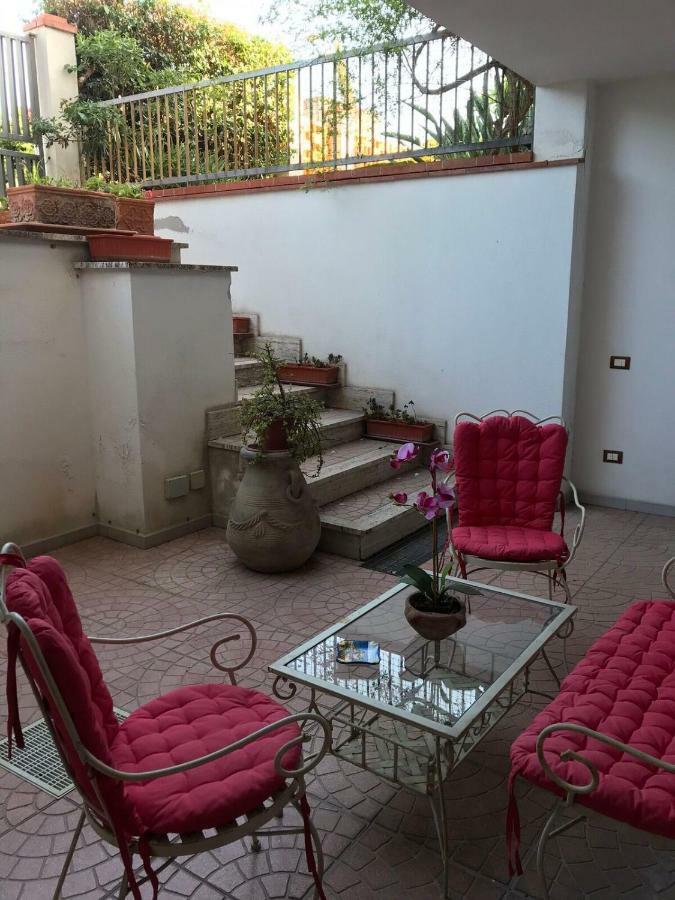 Villetta Della Nonna Mondello Ferienhaus *