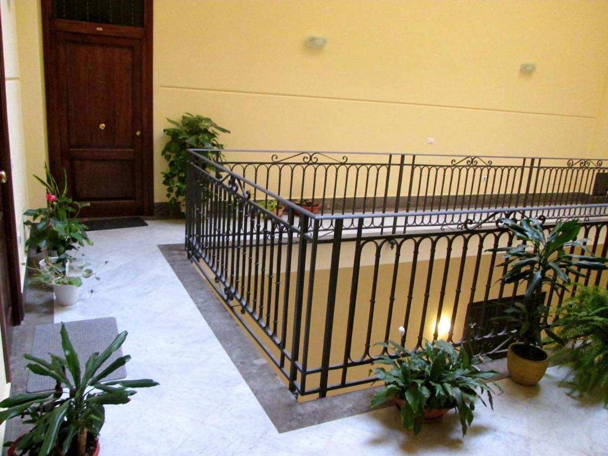 Apartment Santa Chiara 9 Palermo